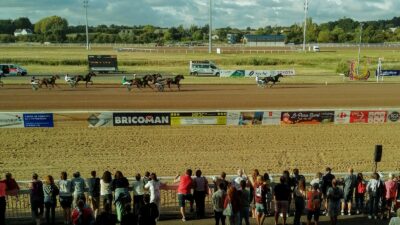 Pronostic PMU du vendredi 18 août 2023 4 bases pour le Quinté du jour